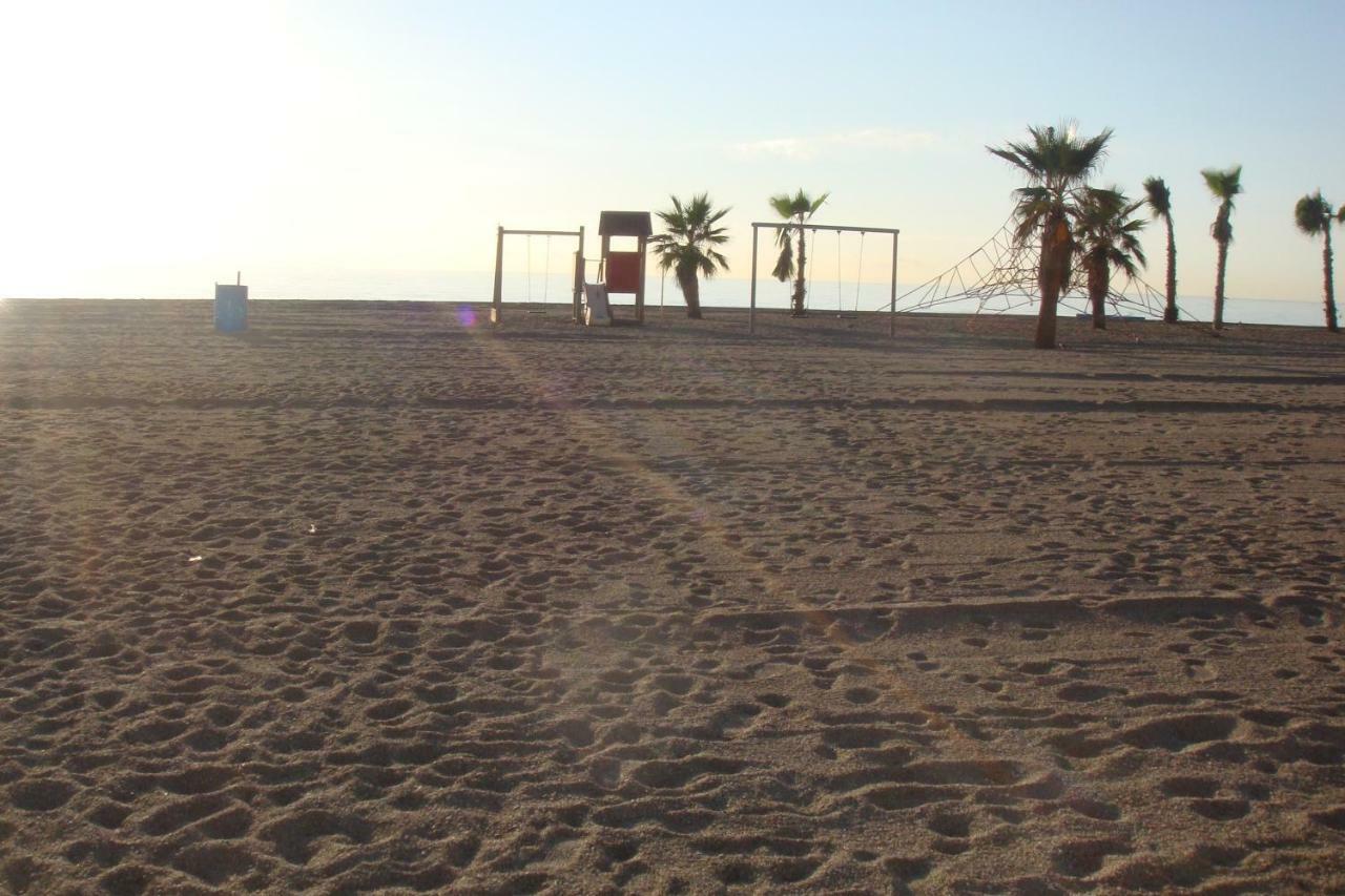 Primera Linea Playa Roquetas de Mar Eksteriør billede